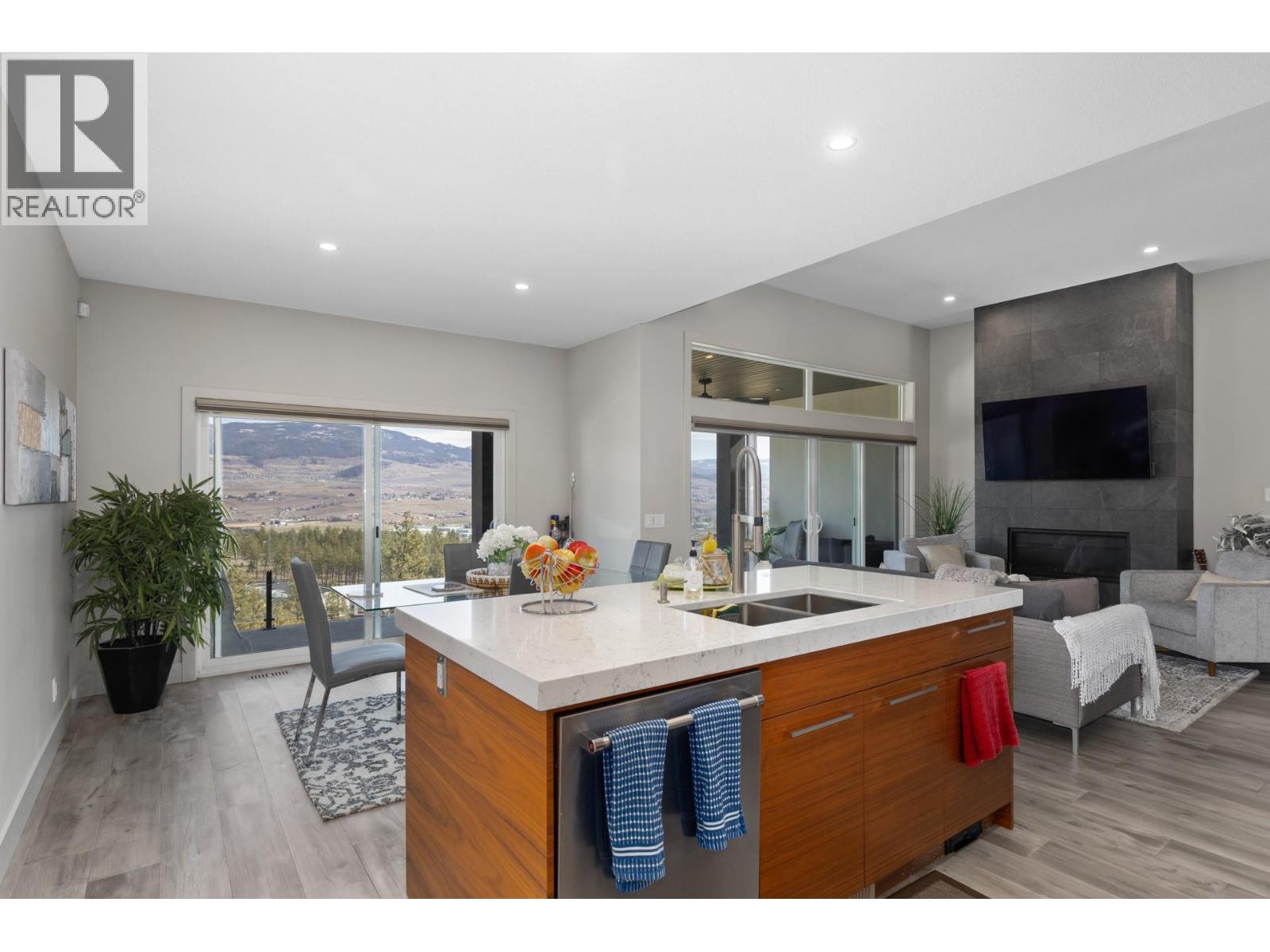 567 Acadia Street, Kelowna, British Columbia  V1V 0A8 - Photo 13 - 10391132