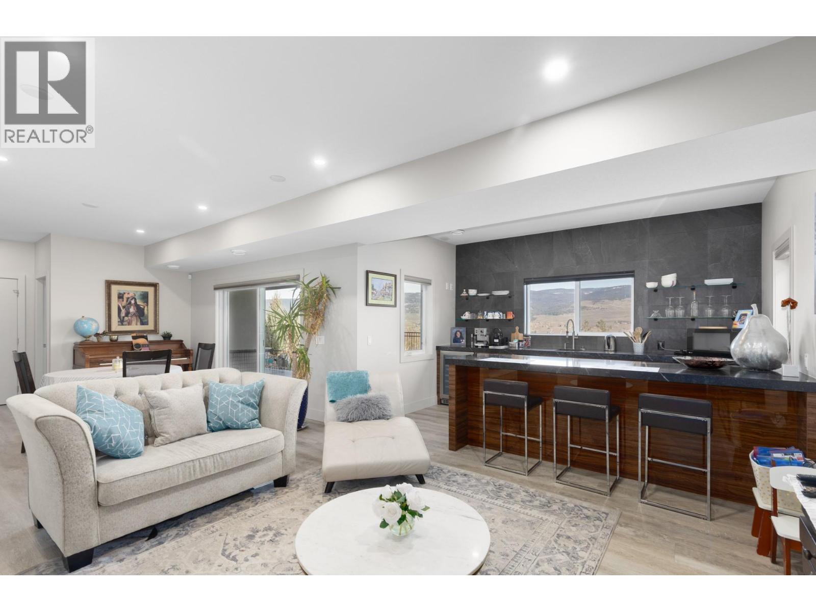 567 Acadia Street, Kelowna, British Columbia  V1V 0A8 - Photo 26 - 10391132