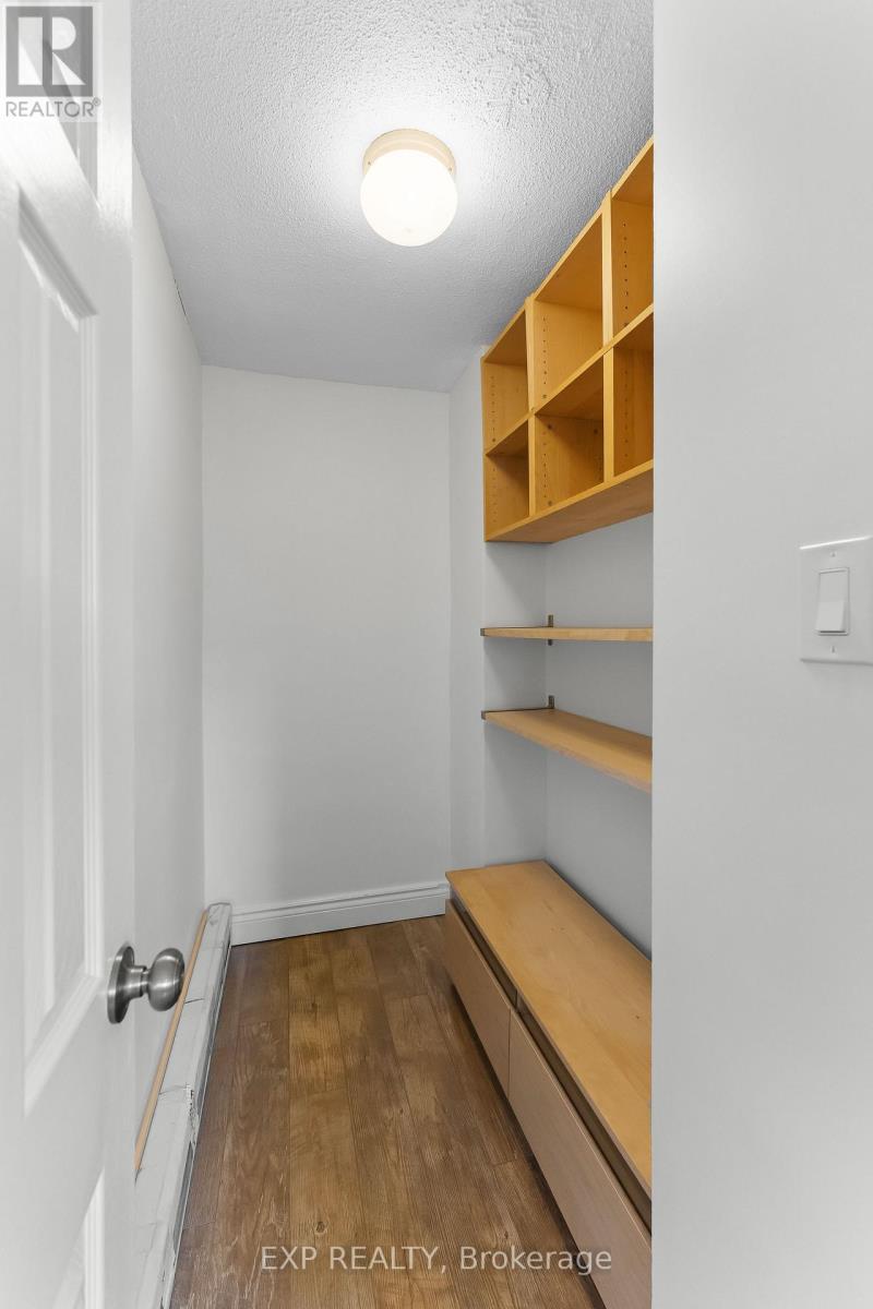 403 - 2485 Woking Crescent, Mississauga, Ontario  L5K 1Z6 - Photo 24 - W13702192