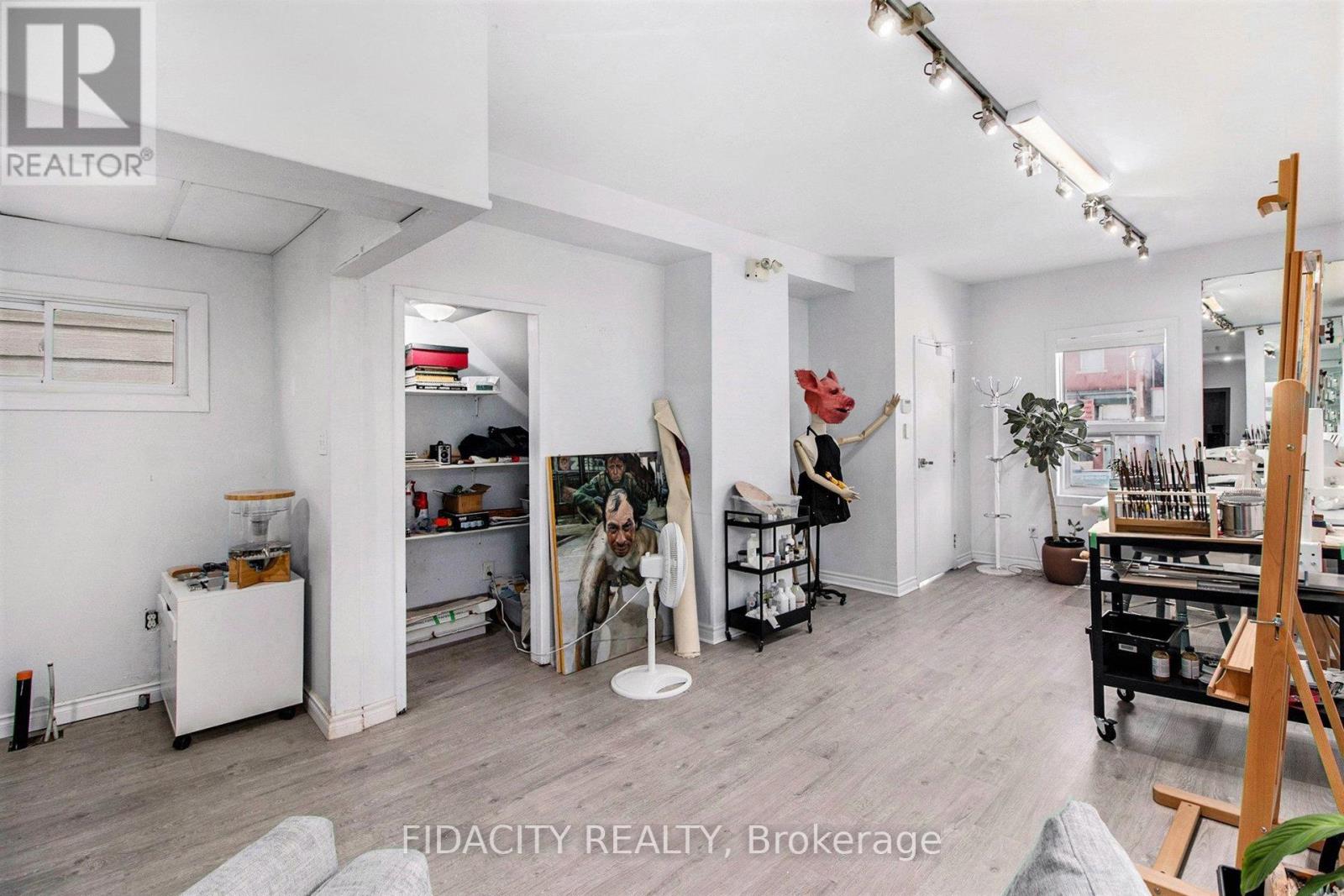 640 Somerset Street W, Ottawa, Ontario K1R 5K4 - Photo 6 - X13702186