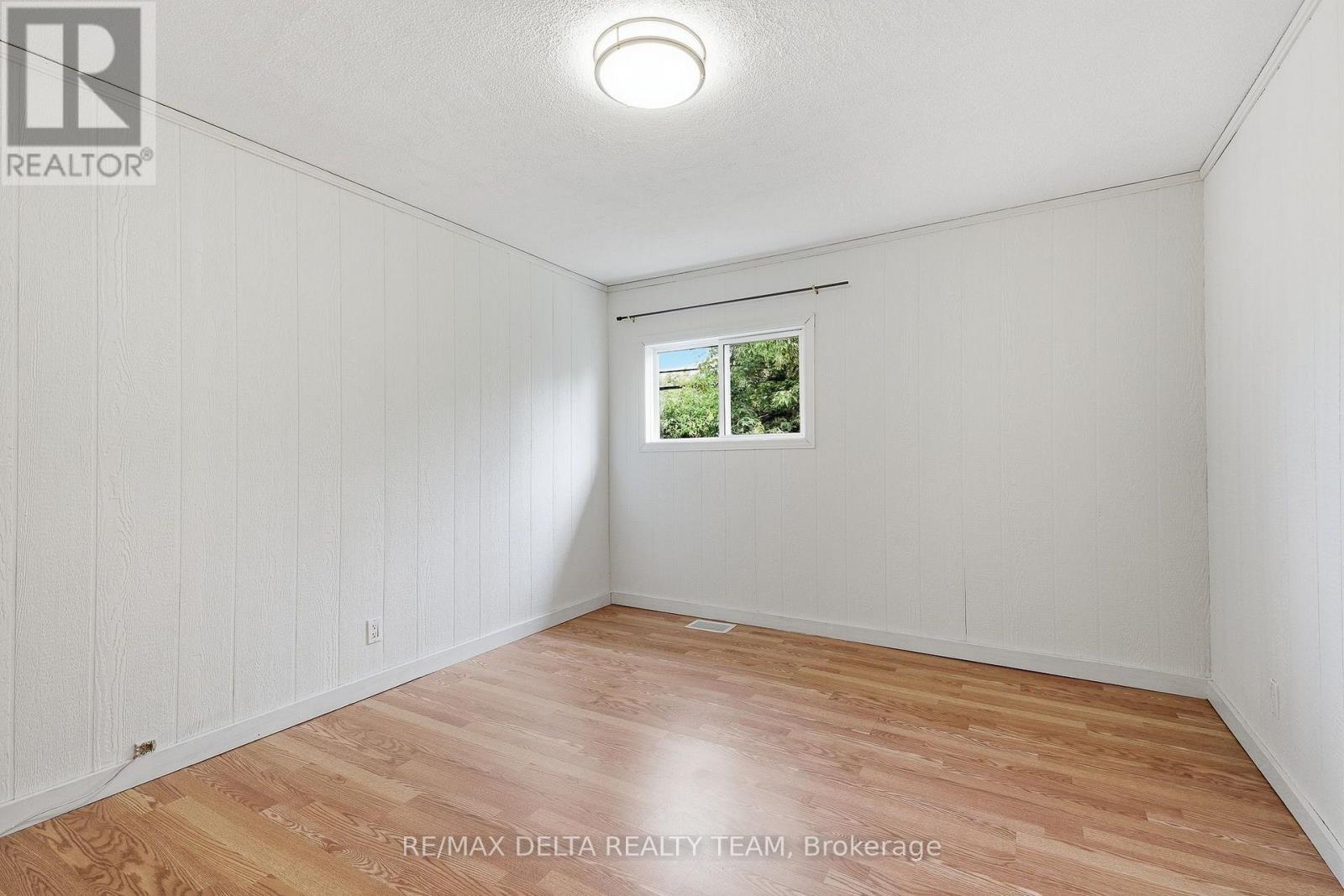 2604 Mer Bleue Road, Ottawa, Ontario K4B 1H9 - Photo 13 - X13702190