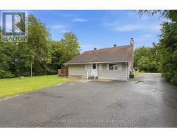 2604 MER BLEUE ROAD, Ottawa, Ontario