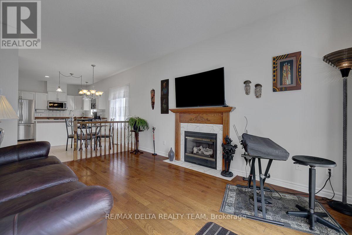1032 Valin Street, Ottawa, Ontario  K4A 4X7 - Photo 13 - X13702198