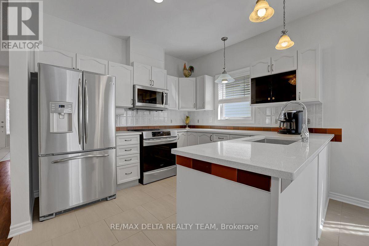 1032 Valin Street, Ottawa, Ontario  K4A 4X7 - Photo 14 - X13702198