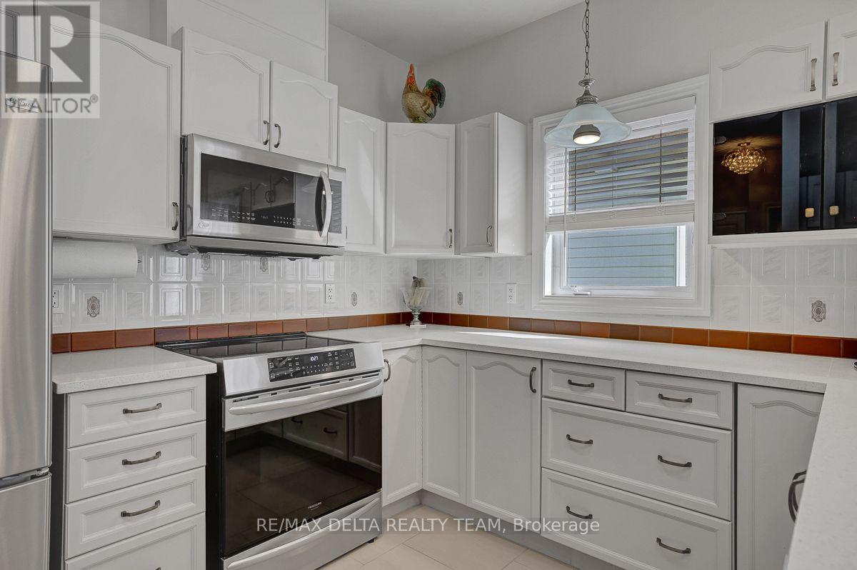 1032 Valin Street, Ottawa, Ontario  K4A 4X7 - Photo 15 - X13702198
