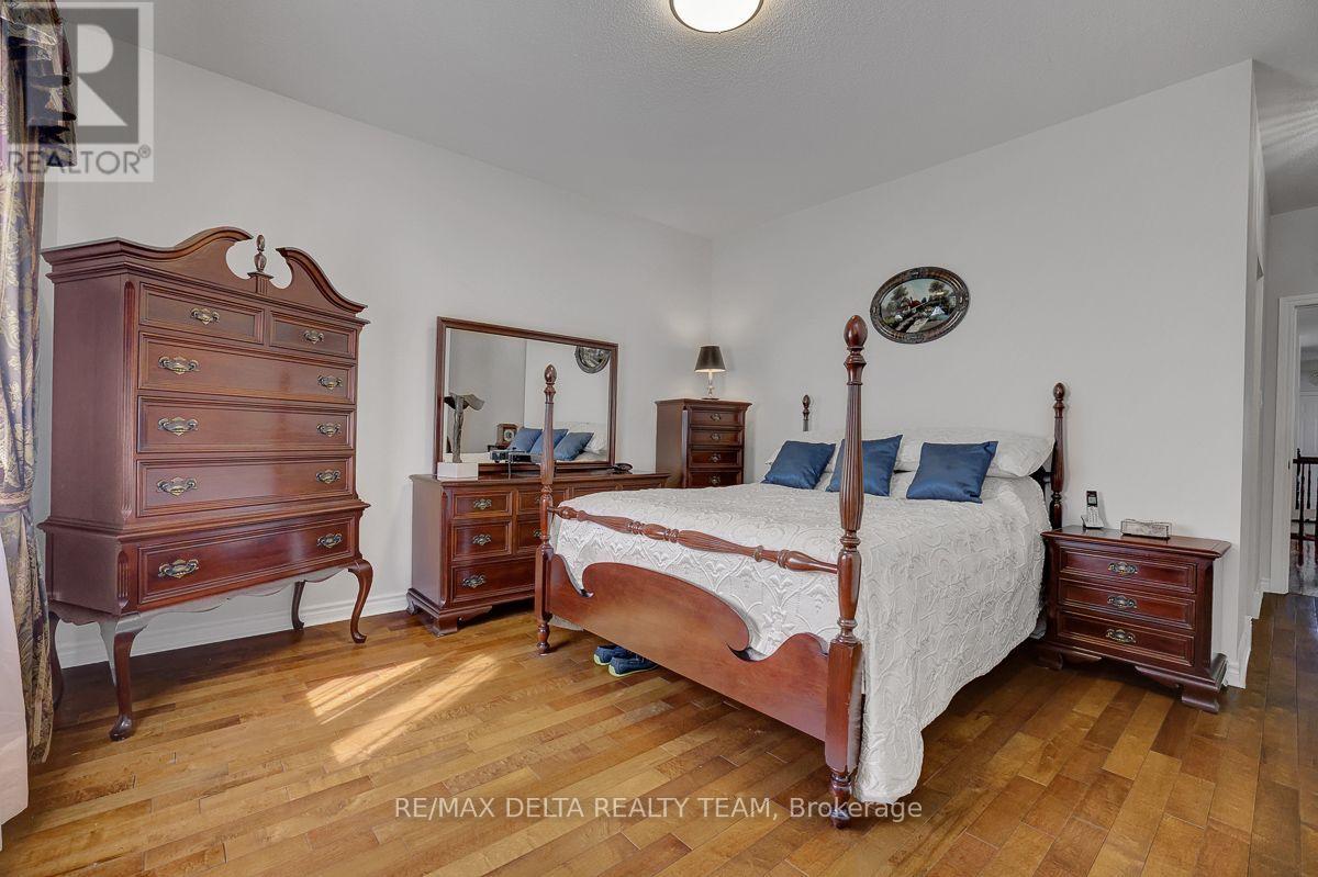 1032 Valin Street, Ottawa, Ontario  K4A 4X7 - Photo 20 - X13702198
