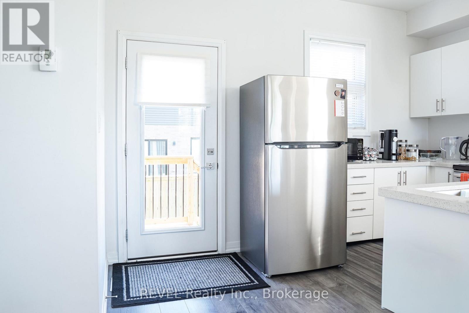 111 - 6705 Cropp Street, Niagara Falls, Ontario  L2E 0C1 - Photo 7 - X13702318