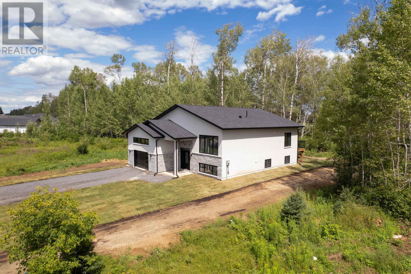 3435 King George's Park Dr, Thunder Bay, Ontario  P7K 0V5 - Photo 5 - TB2602474