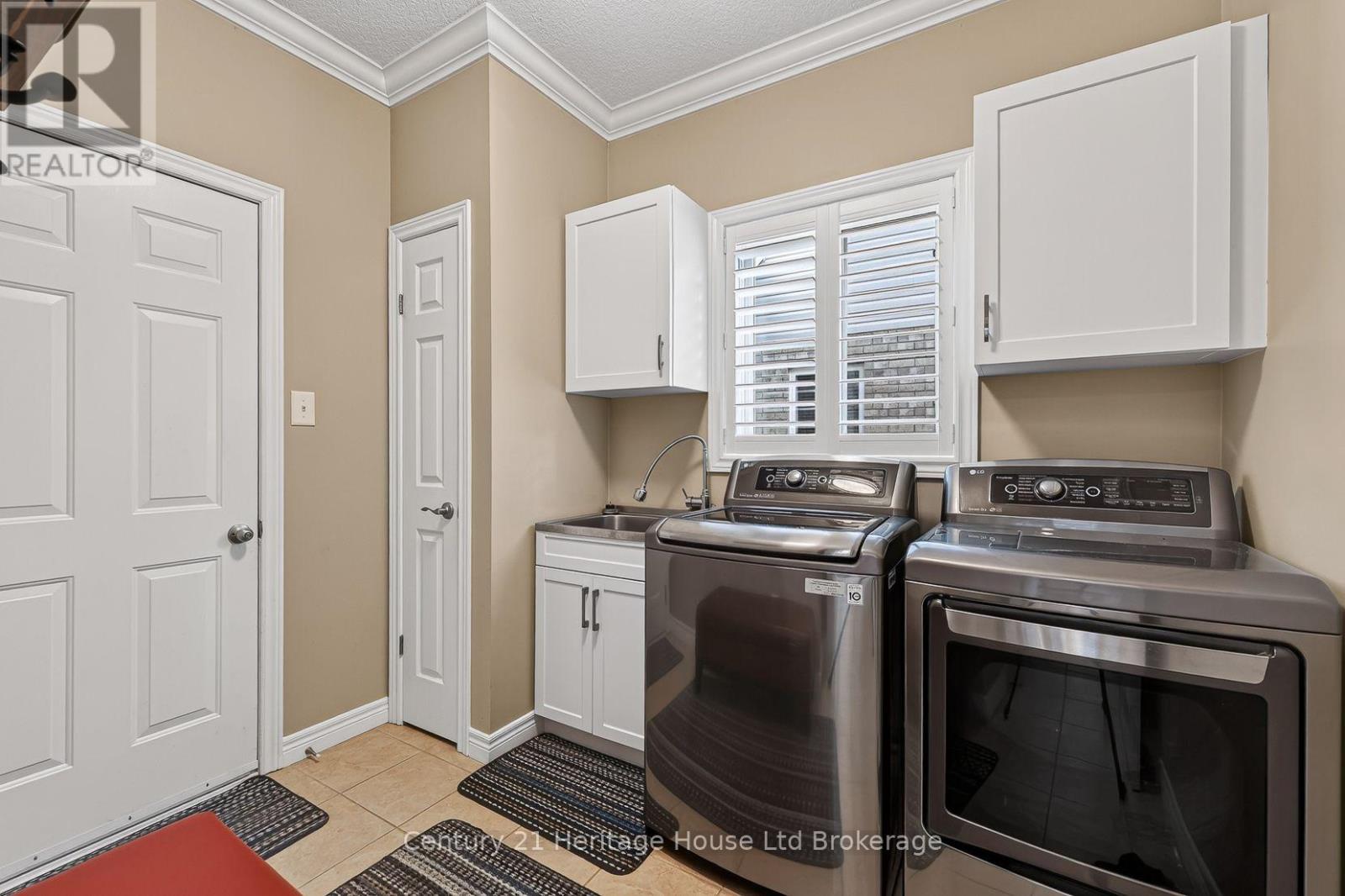 209 Munnoch Boulevard, Woodstock, Ontario  N4T 1V7 - Photo 20 - X13702282