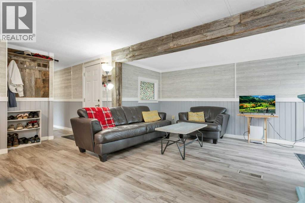 6217 Galbraith Street, Red Deer, Alberta  T4P 1Y2 - Photo 5 - A2339121