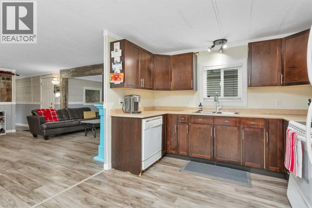 6217 Galbraith Street, Red Deer, Alberta  T4P 1Y2 - Photo 8 - A2339121