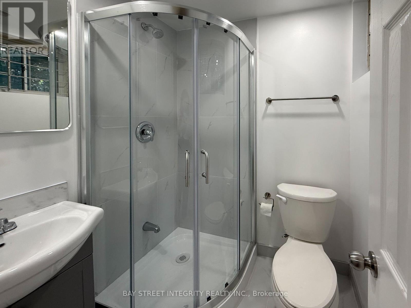 Lower - 40 Rippleton Road, Toronto, Ontario  M3B 1H6 - Photo 12 - C13702176