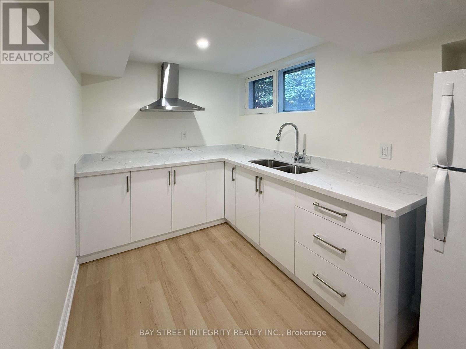 Lower - 40 Rippleton Road, Toronto, Ontario  M3B 1H6 - Photo 5 - C13702176