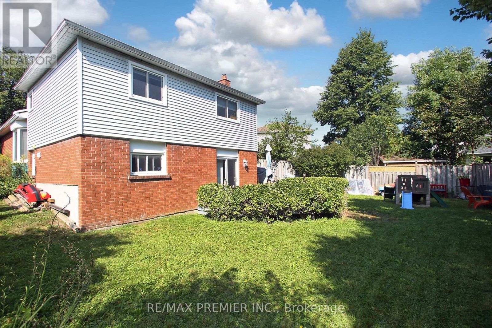 72 Homefield Square, Clarington, Ontario  L1E 1L3 - Photo 25 - E13702168