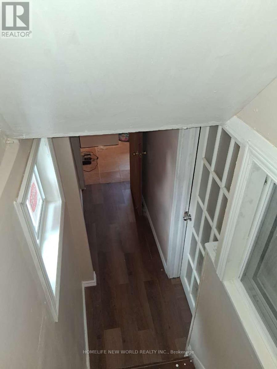 Bsmt - 19 Benfrisco Crescent S, Toronto, Ontario  M1H 1N2 - Photo 3 - E13702178