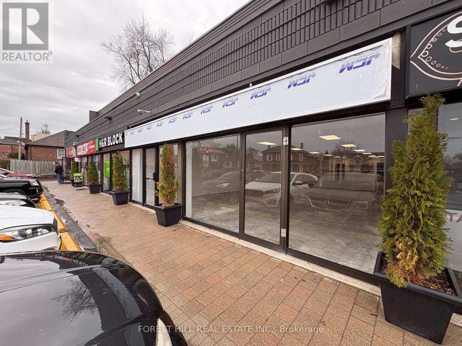 4 - 136 KING STREET E Clarington (Bowmanville), ON L1C 1N7