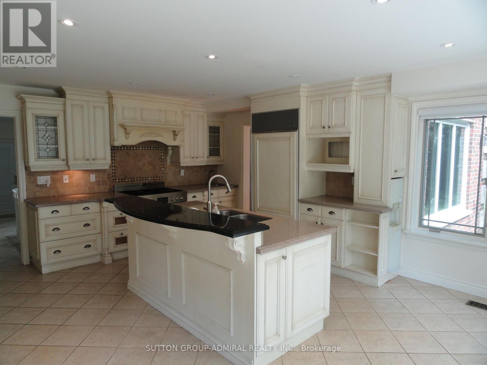 48 Meadowcliffe Drive, Toronto, Ontario  M1M 2X9 - Photo 16 - E13702256