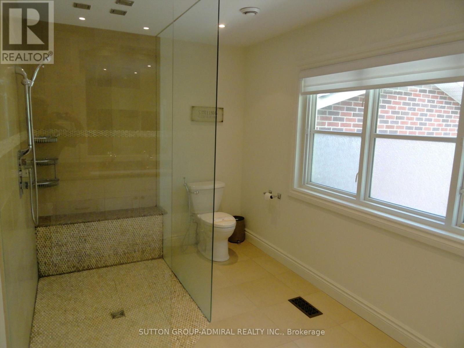 48 Meadowcliffe Drive, Toronto, Ontario  M1M 2X9 - Photo 20 - E13702256