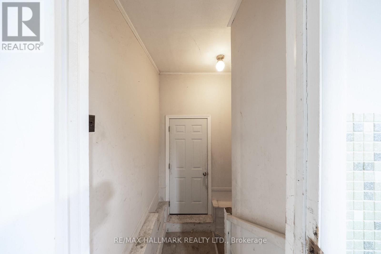 1911 Glenview Road, Pickering, Ontario  L1V 1W9 - Photo 16 - E13702262