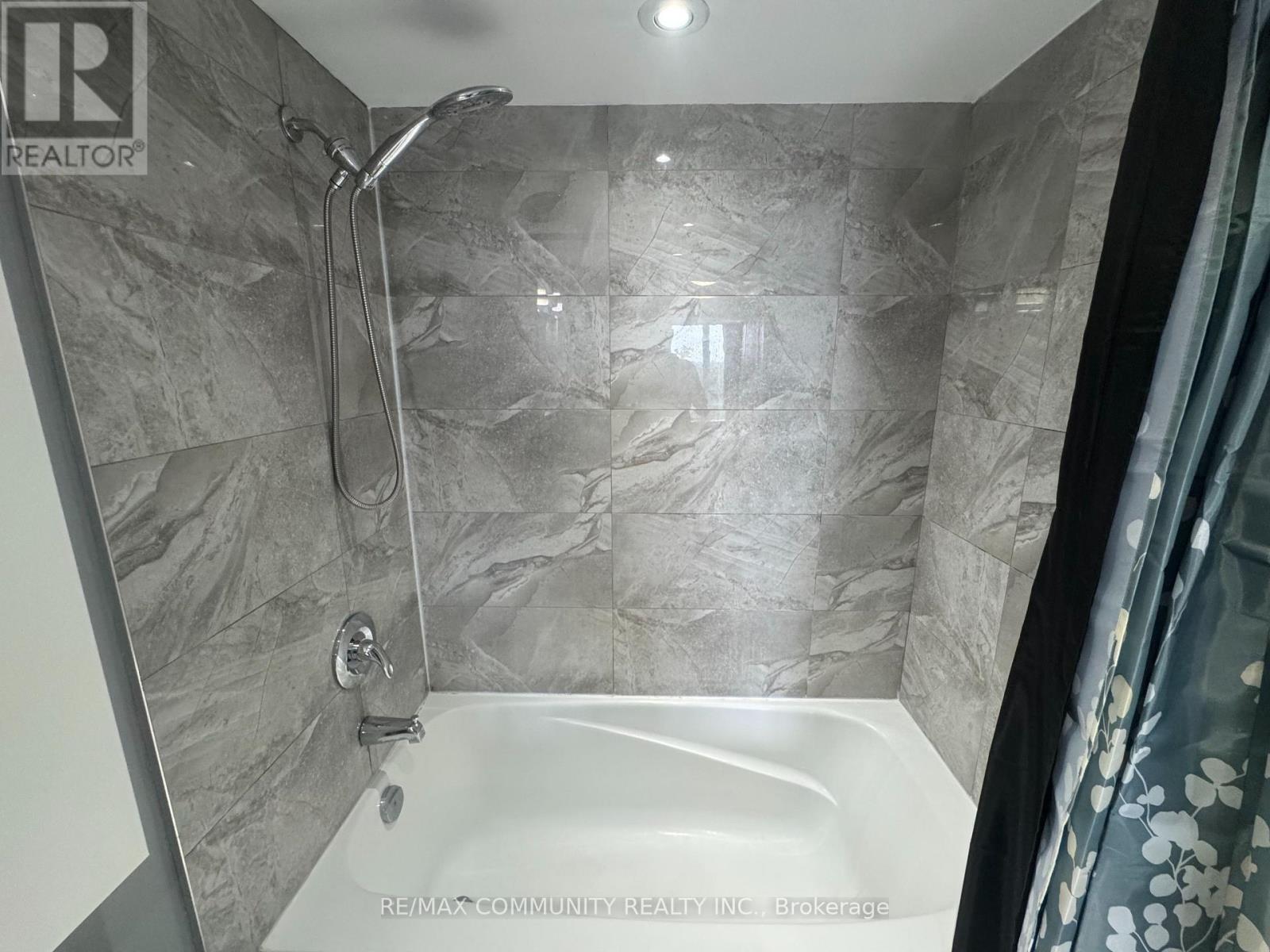 541 - 18 Mondeo Drive, Toronto, Ontario  M1P 5C8 - Photo 11 - E13702348