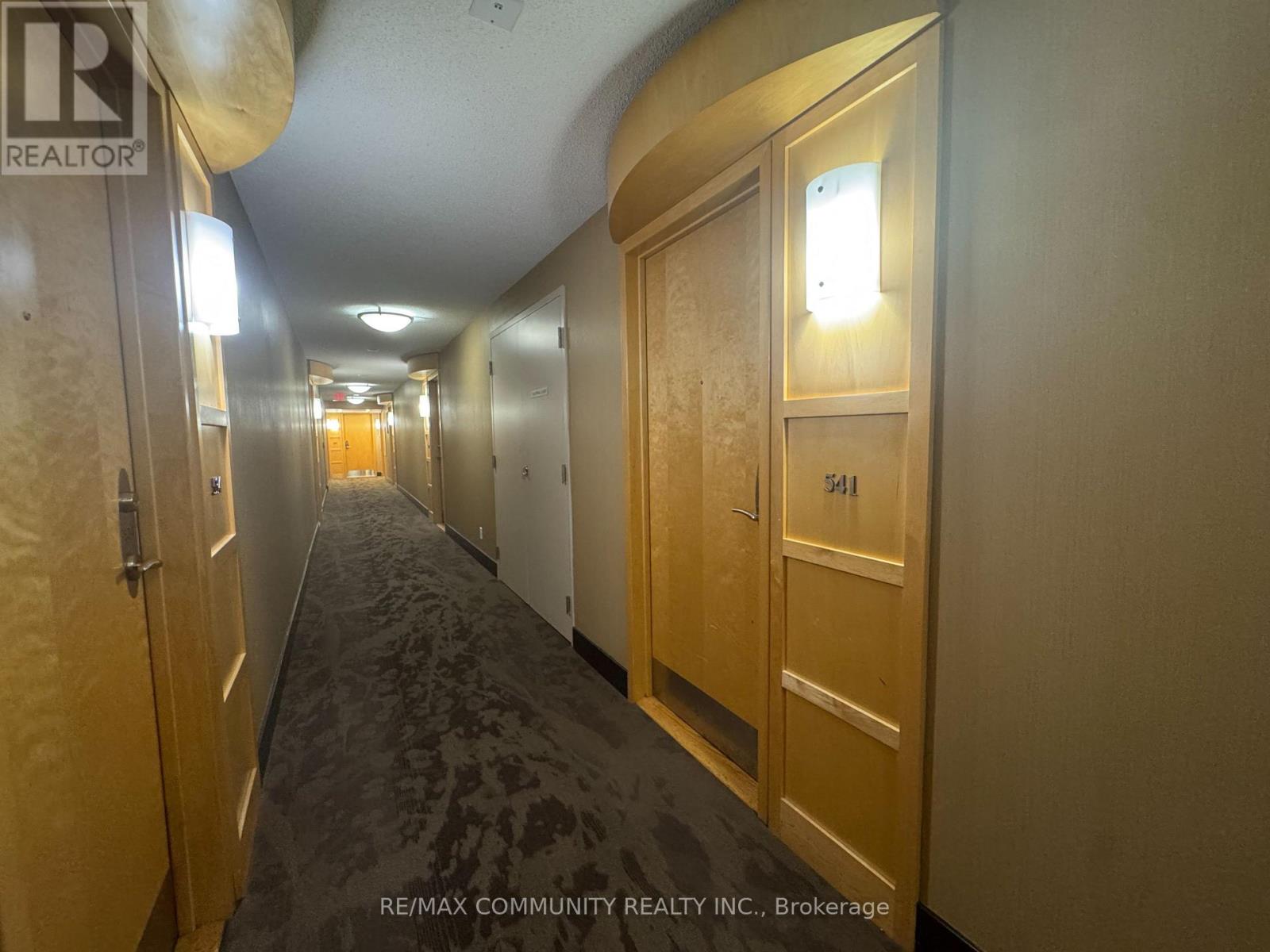 541 - 18 Mondeo Drive, Toronto, Ontario  M1P 5C8 - Photo 6 - E13702348