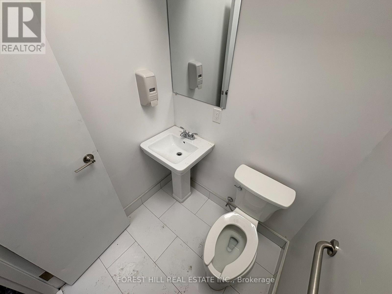 4 - 136 King Street E, Clarington, Ontario  L1C 1N7 - Photo 8 - E13702352