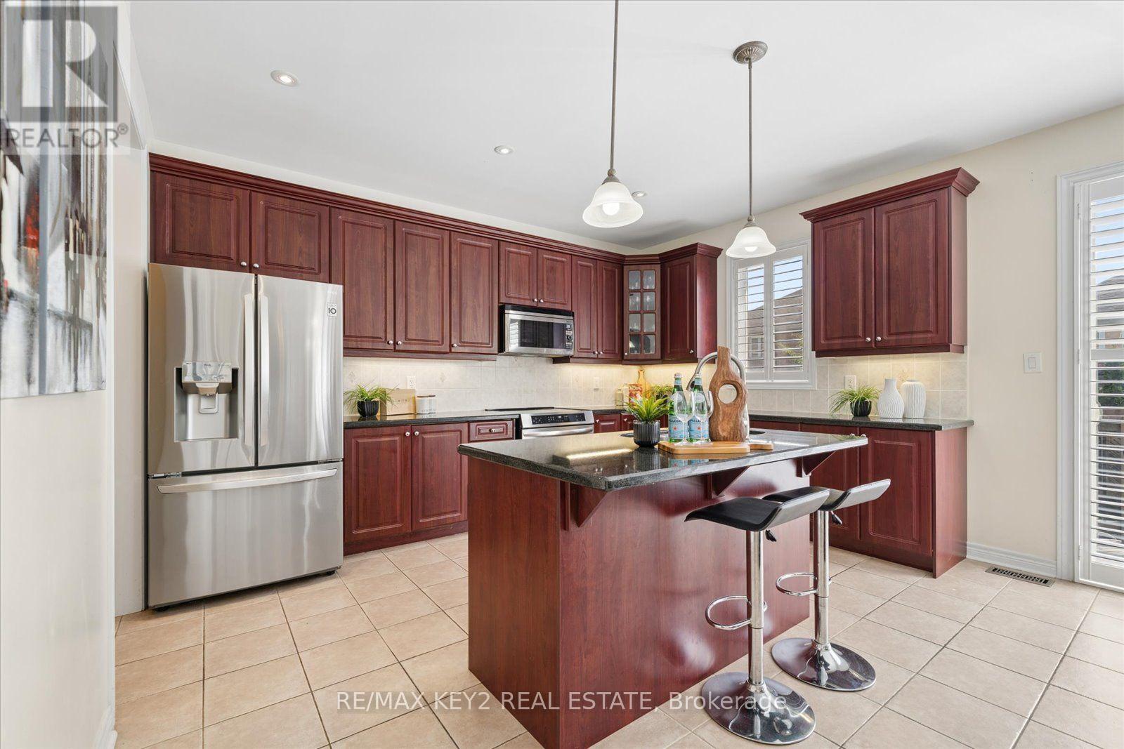 110 Walter Scott Crescent, Markham, Ontario L6C 0E9 - Photo 11 - N13702172
