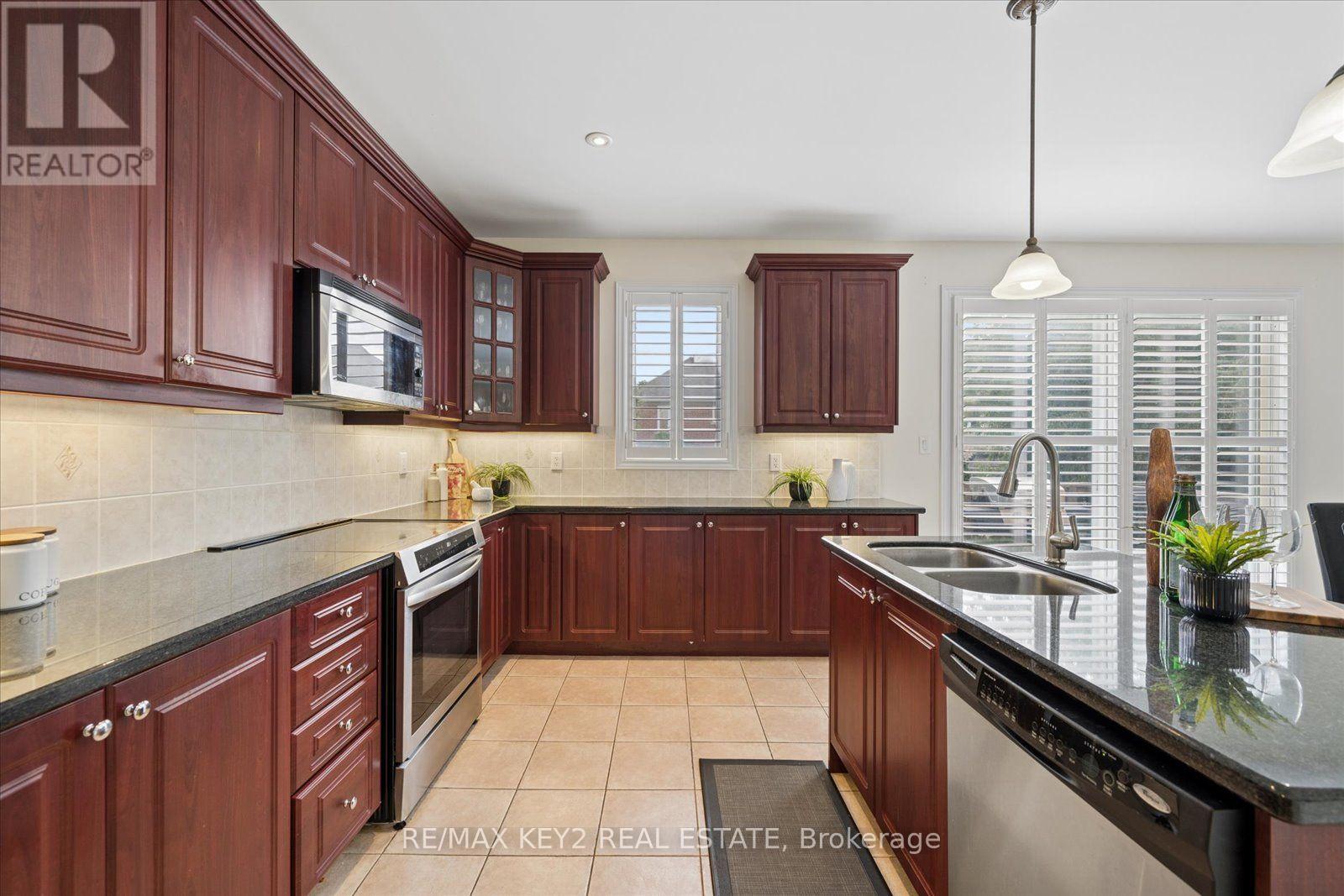 110 Walter Scott Crescent, Markham, Ontario L6C 0E9 - Photo 13 - N13702172