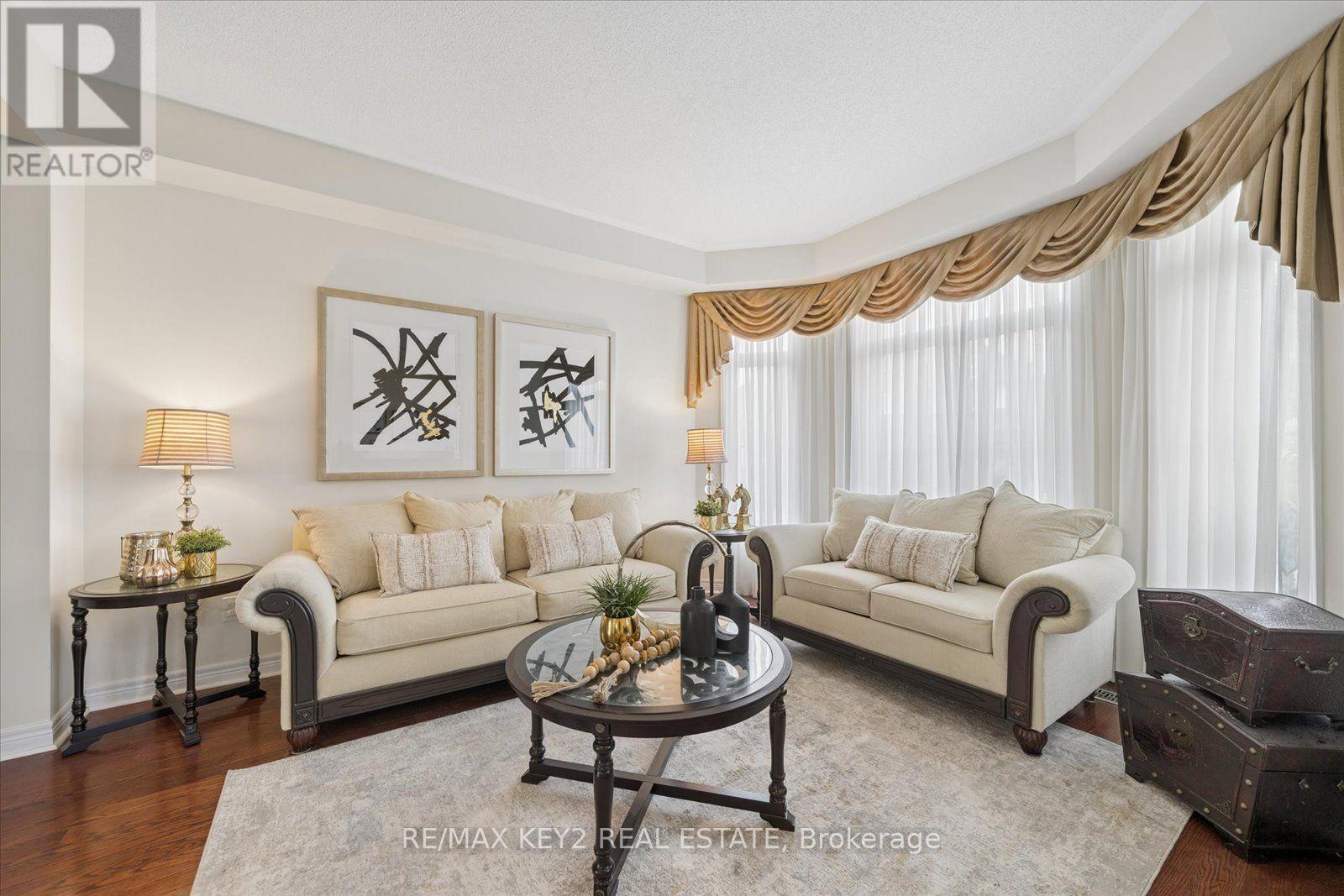 110 Walter Scott Crescent, Markham, Ontario L6C 0E9 - Photo 6 - N13702172