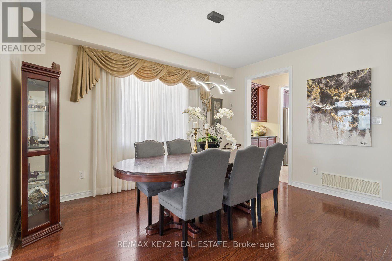 110 Walter Scott Crescent, Markham, Ontario L6C 0E9 - Photo 8 - N13702172