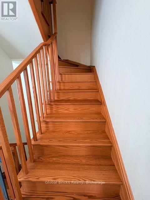 64 Seine Lane E, Richmond Hill, Ontario  L4E 3R9 - Photo 15 - N13702174