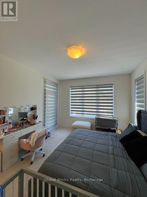 64 Seine Lane E, Richmond Hill, Ontario  L4E 3R9 - Photo 29 - N13702174