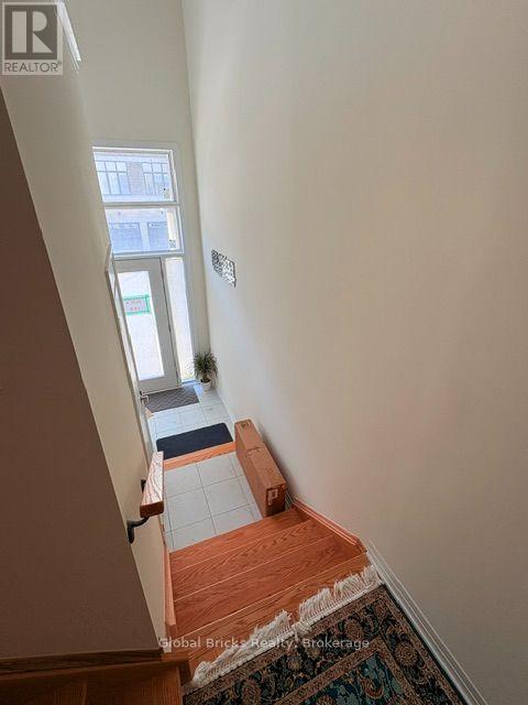 64 Seine Lane E, Richmond Hill, Ontario  L4E 3R9 - Photo 38 - N13702174