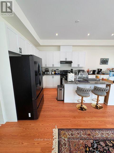 64 Seine Lane E, Richmond Hill, Ontario  L4E 3R9 - Photo 9 - N13702174
