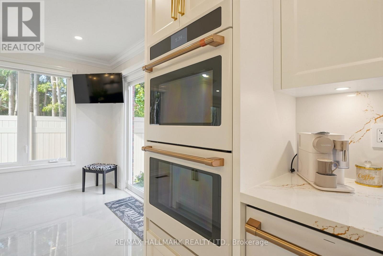 8 Beaufort Hills Road, Richmond Hill, Ontario  L4E 2N5 - Photo 13 - N13702188