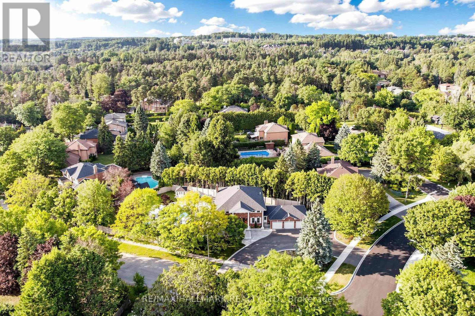 8 Beaufort Hills Road, Richmond Hill, Ontario  L4E 2N5 - Photo 46 - N13702188
