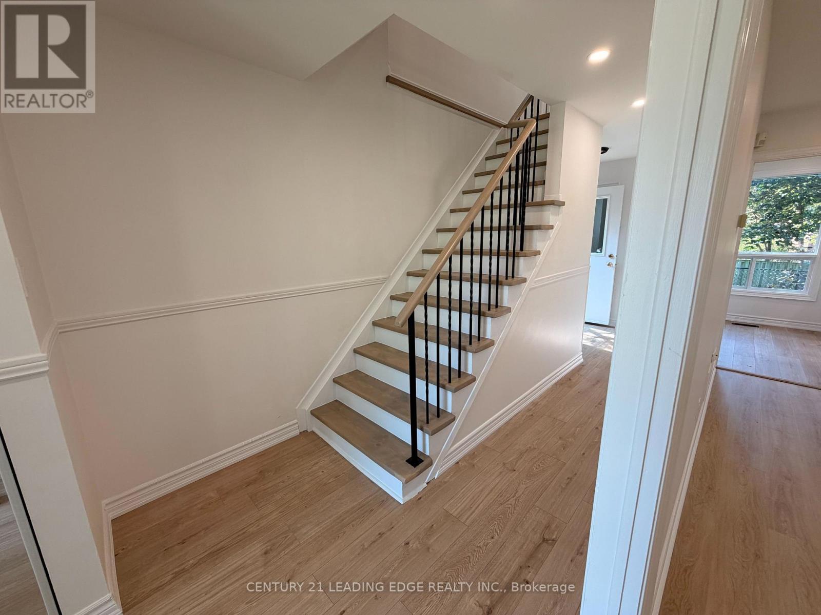 257 London Road, Newmarket, Ontario L3Y 6L3 - Photo 11 - N13702194