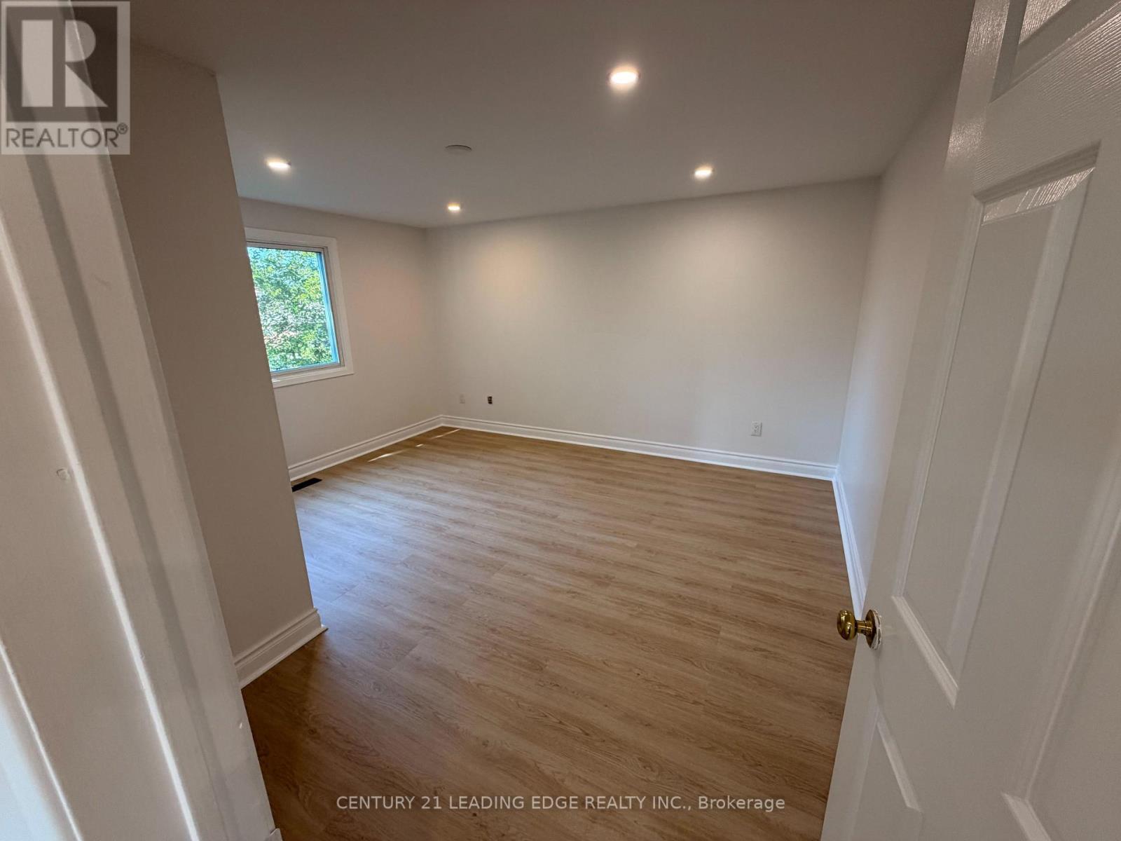 257 London Road, Newmarket, Ontario L3Y 6L3 - Photo 15 - N13702194