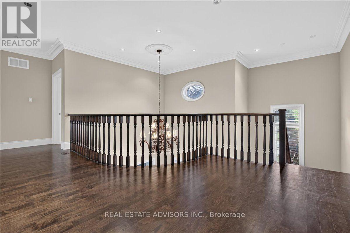 43 Grayfield Drive, Whitchurch-Stouffville, Ontario  L4A 0B1 - Photo 18 - N13702340