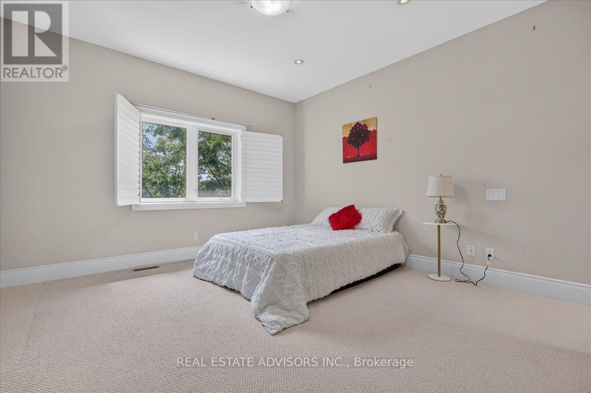 43 Grayfield Drive, Whitchurch-Stouffville, Ontario  L4A 0B1 - Photo 28 - N13702340