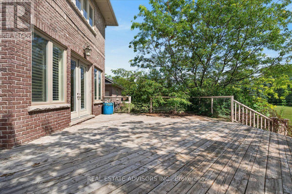 43 Grayfield Drive, Whitchurch-Stouffville, Ontario  L4A 0B1 - Photo 35 - N13702340
