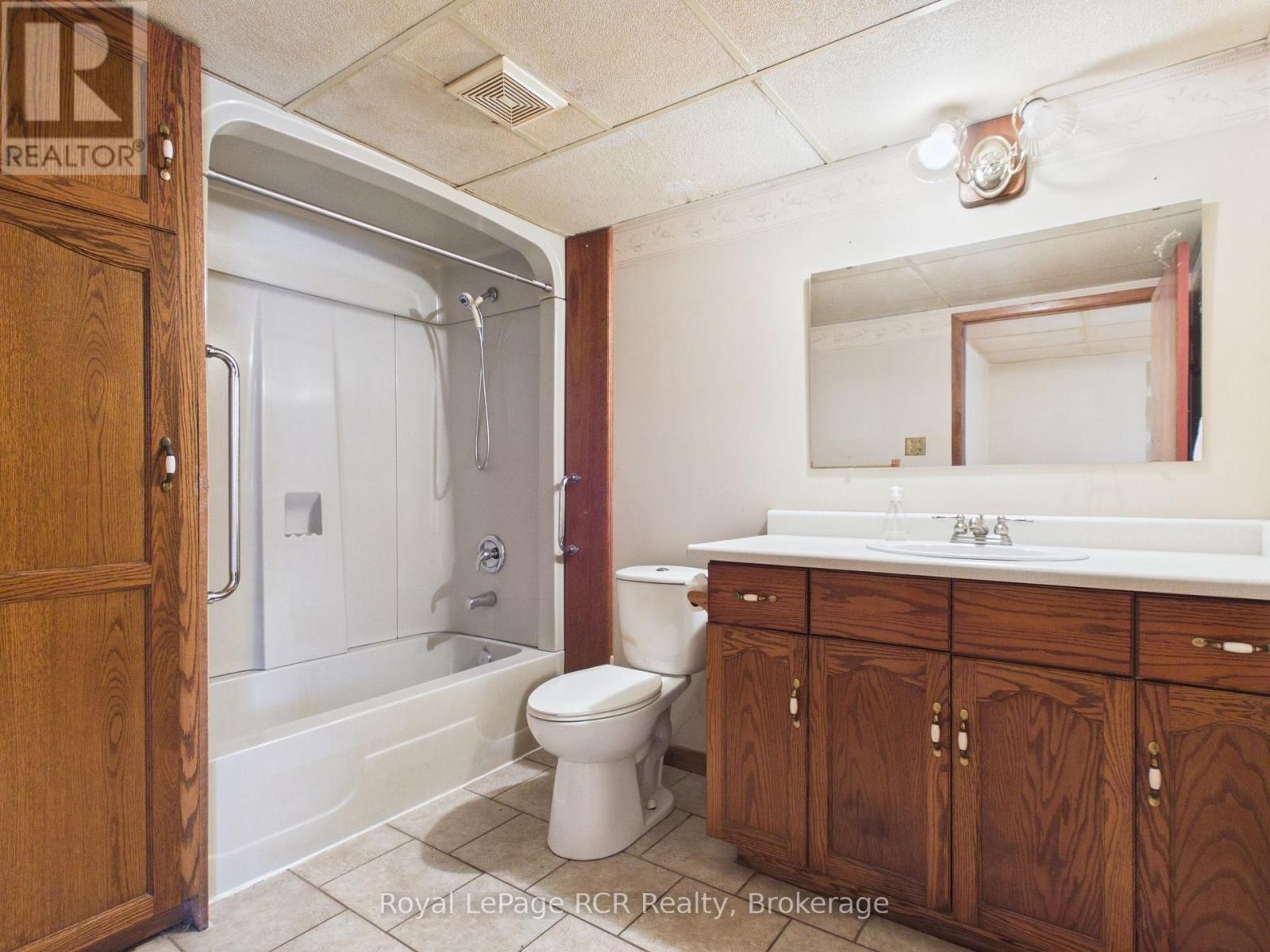 693 Macyoung Drive, Kincardine, Ontario  N2Z 1T1 - Photo 22 - X13702208