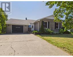 693 MACYOUNG DRIVE, Kincardine, Ontario