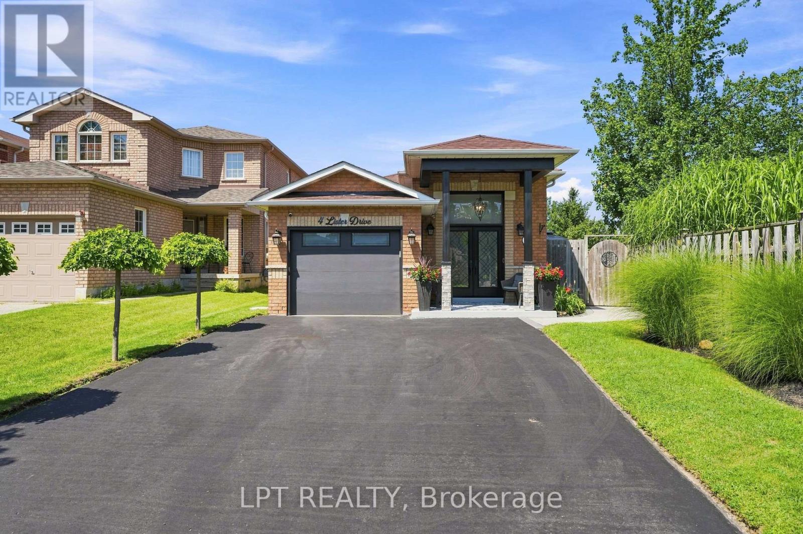 4 LISTER DRIVE, Barrie, Ontario