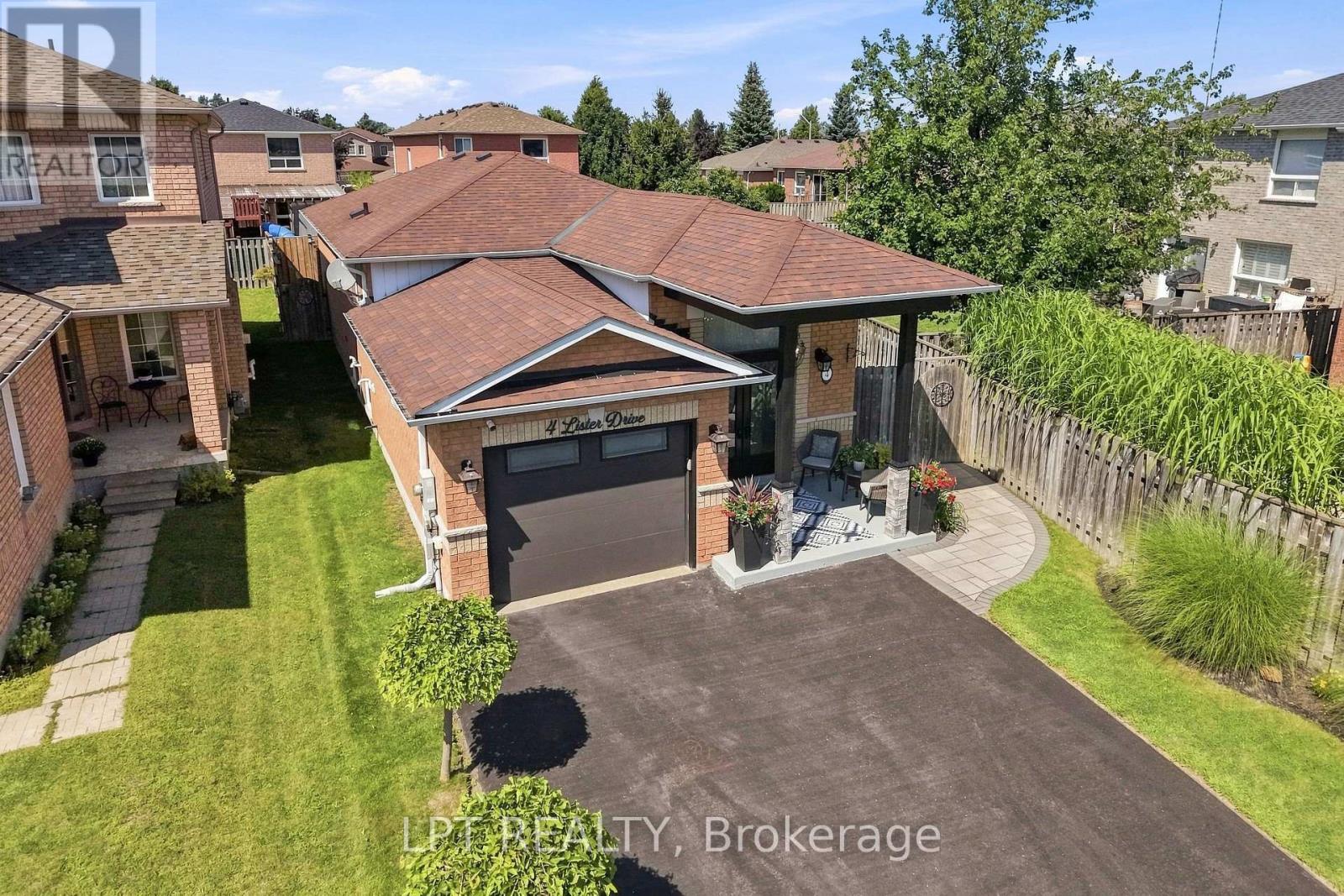 4 Lister Drive, Barrie, Ontario  L4N 0L5 - Photo 2 - S13702324