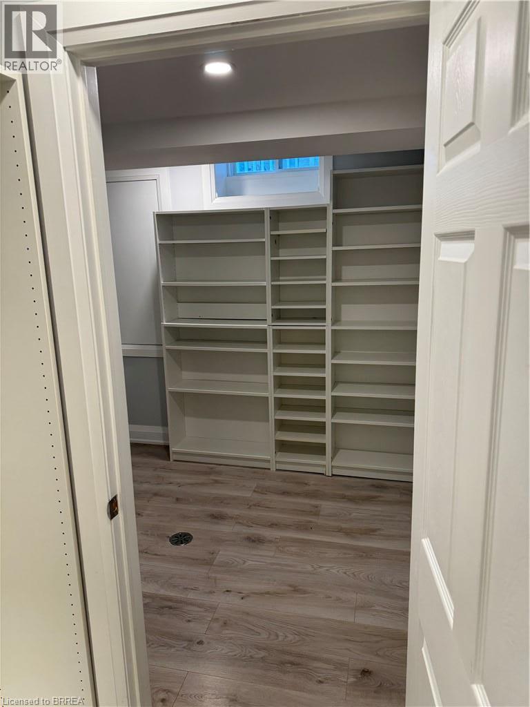 19 Hoodless Court Unit# Lower, Brantford, Ontario  N3T 0A8 - Photo 7 - 40856303