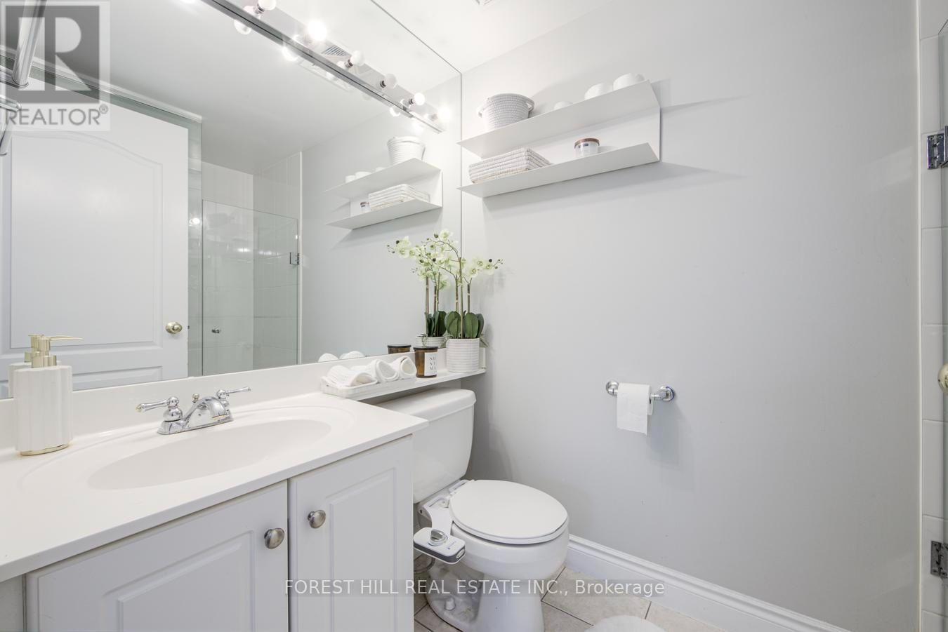 114 - 38 William Carson Crescent, Toronto, Ontario  M2P 2H2 - Photo 34 - C13585538