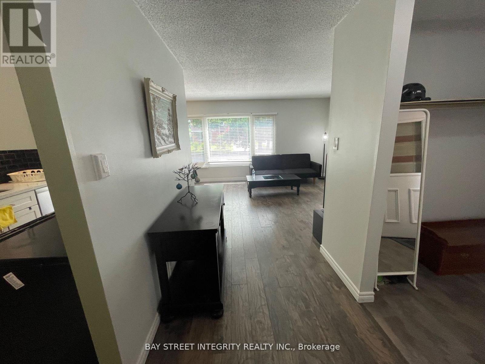 56 Stanbridge Court, Toronto, Ontario  M1B 2S5 - Photo 12 - E13545264