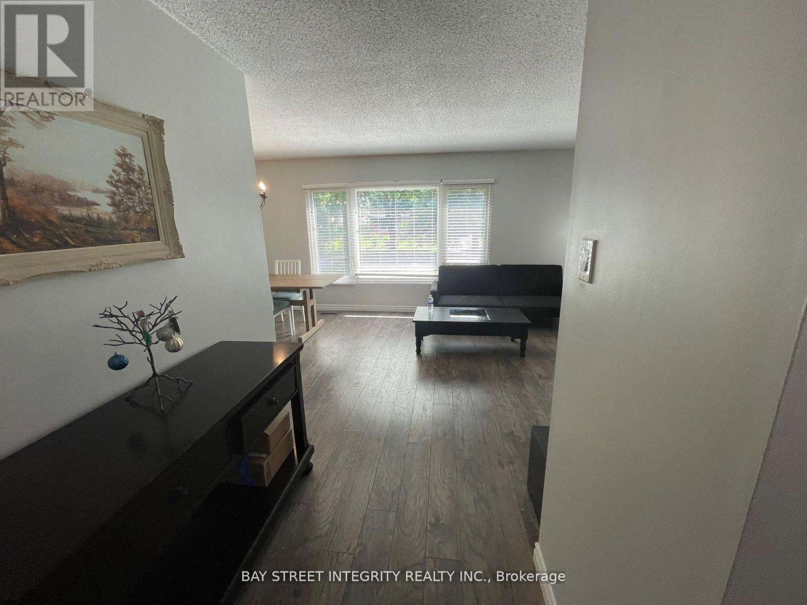 56 Stanbridge Court, Toronto, Ontario  M1B 2S5 - Photo 9 - E13545264