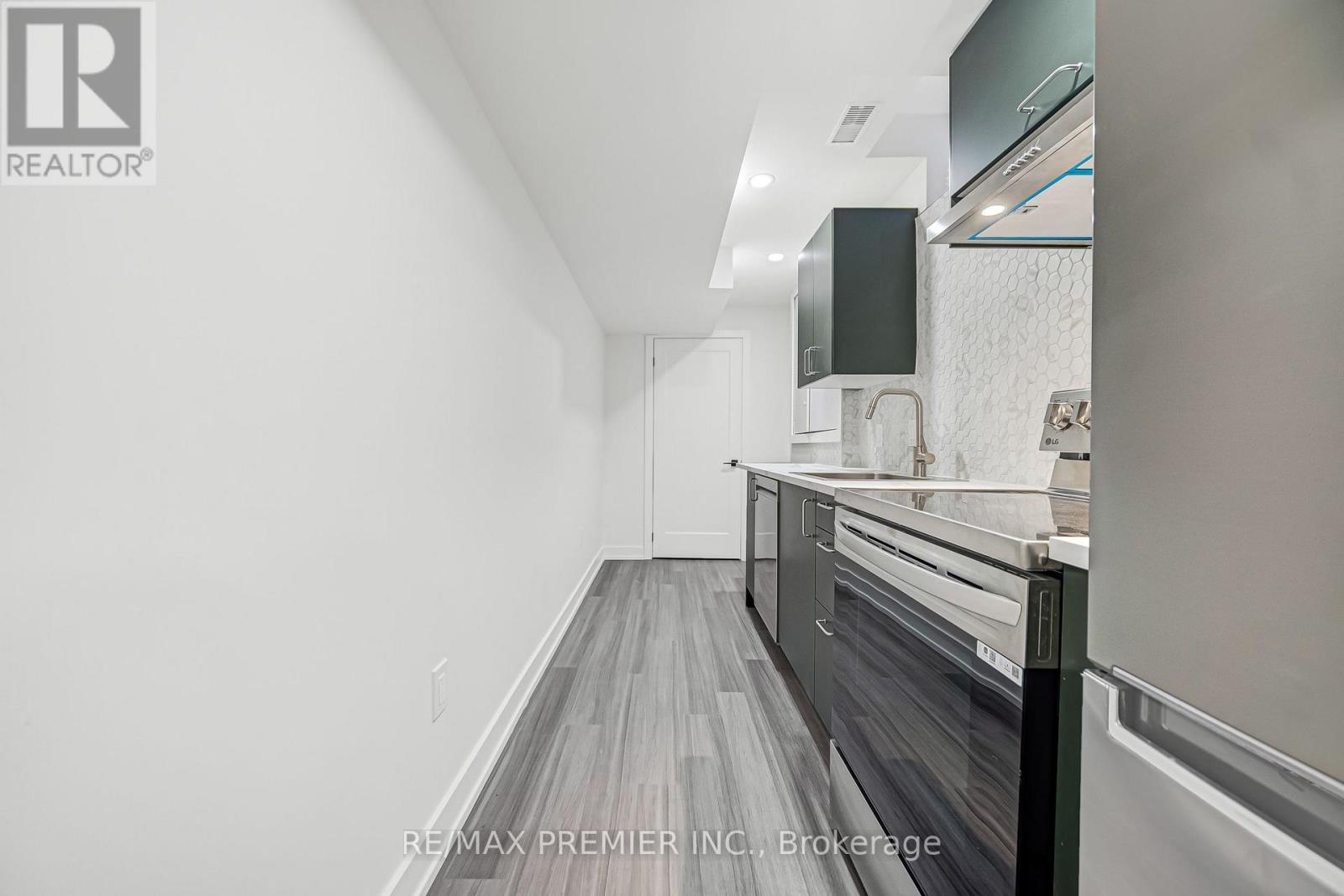 Bsmt - 60 Del Francesco Way, Vaughan, Ontario L6A 3X1 - Photo 12 - N13638380